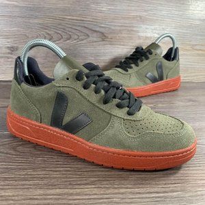 Veja V-10 Suede Sneakers Women’s Size 5 Green Red Black.  Fits like a 6.